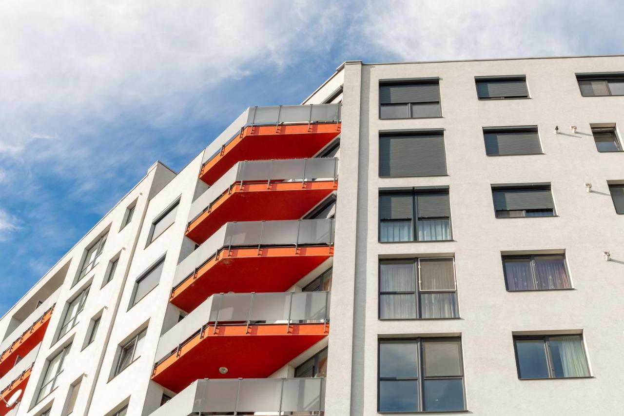 Ari - Ared Luxurious Apartments With Balcony & Free Parking Arad Dış mekan fotoğraf
