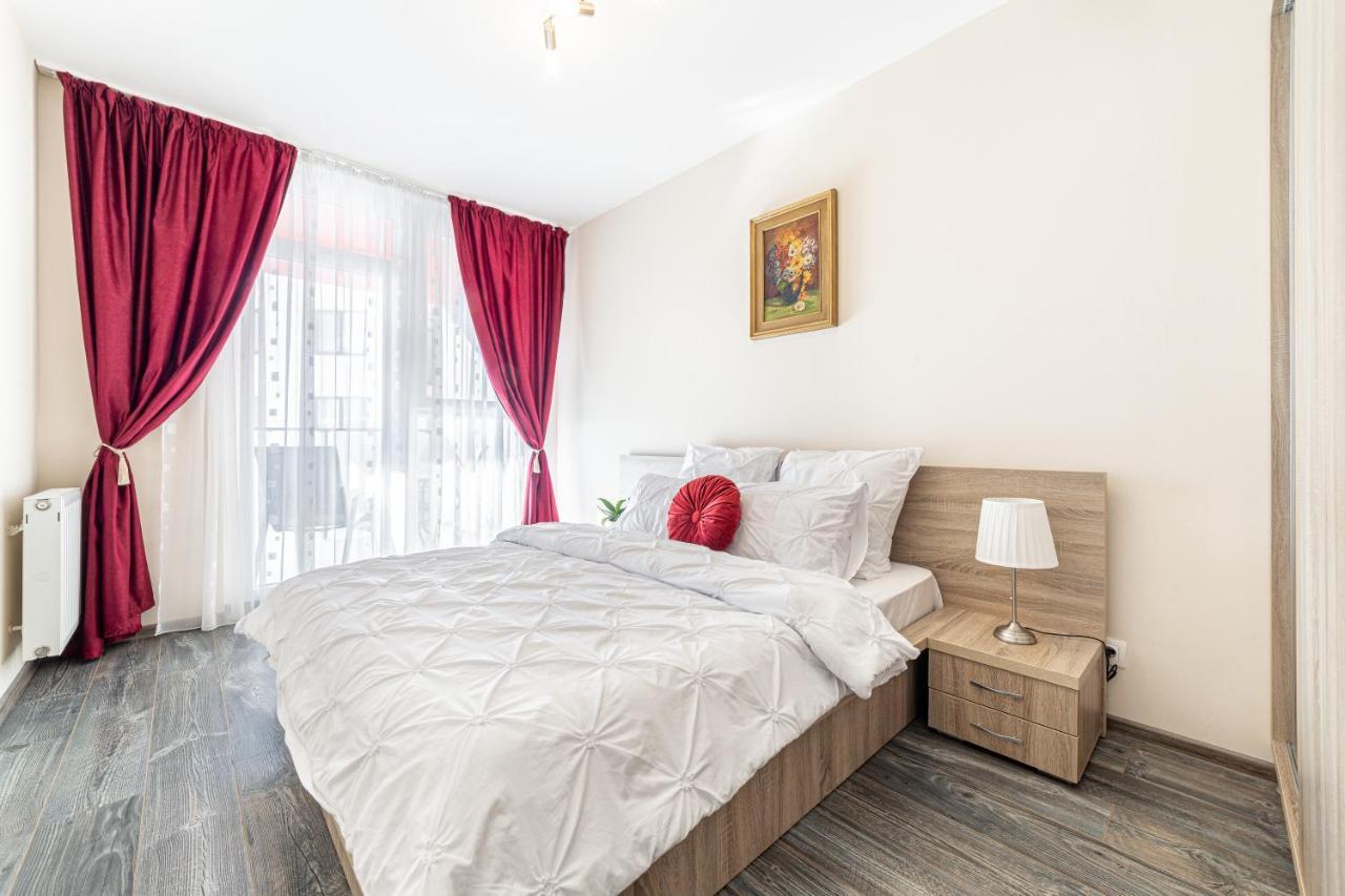 Ari Red Apartment In Complexul Ared Kaufland Arad Dış mekan fotoğraf