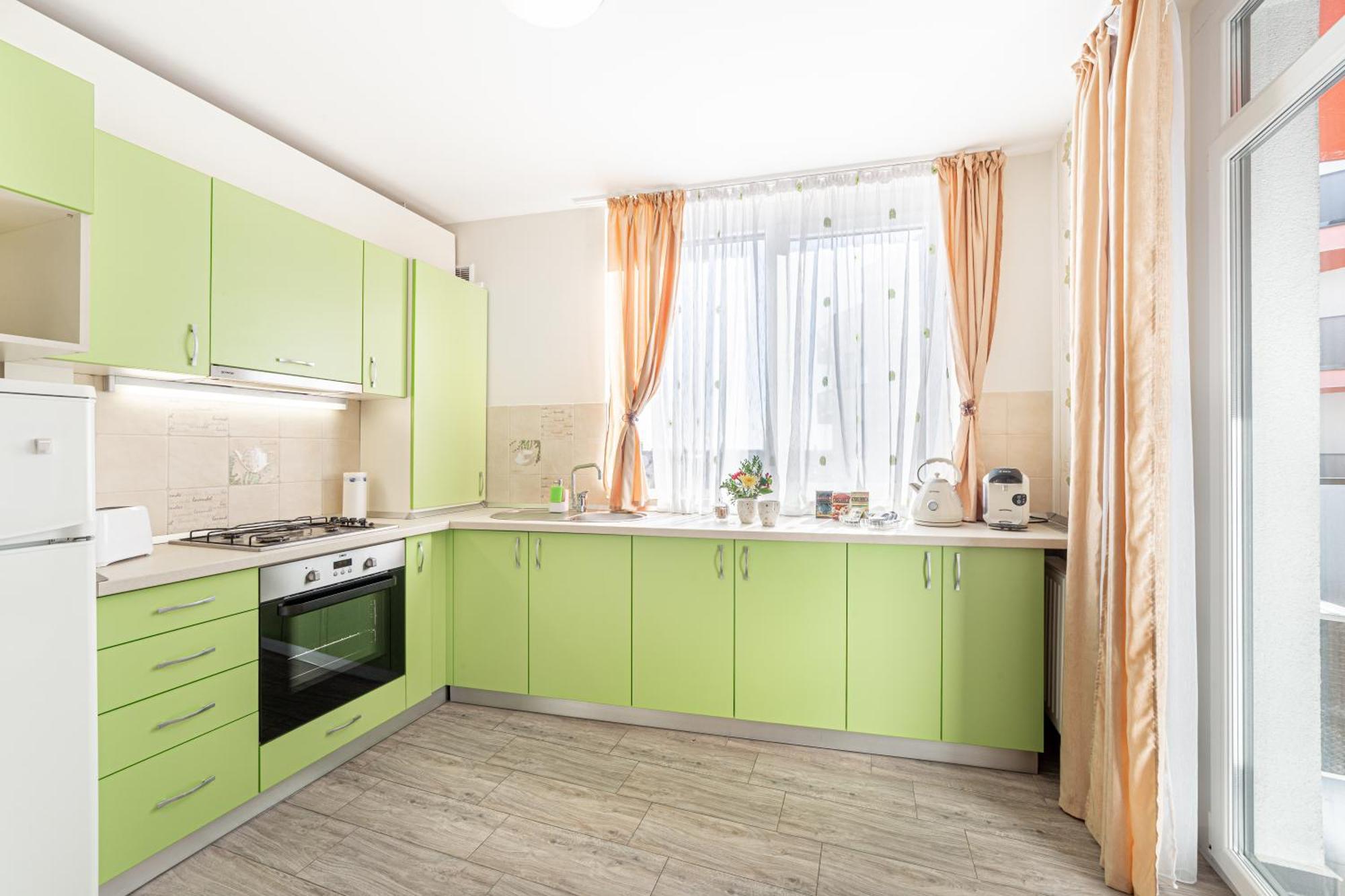 Ari - Ared Luxurious Apartments With Balcony & Free Parking Arad Dış mekan fotoğraf
