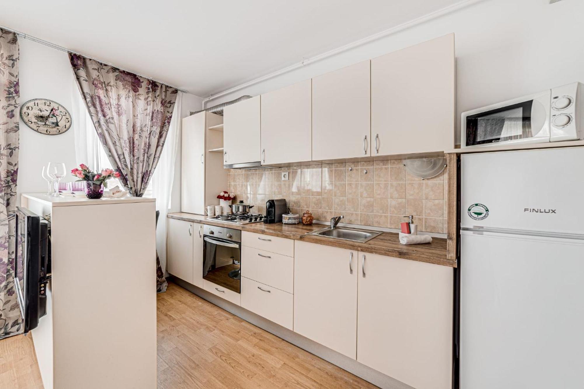 Ari - Ared Luxurious Apartments With Balcony & Free Parking Arad Dış mekan fotoğraf