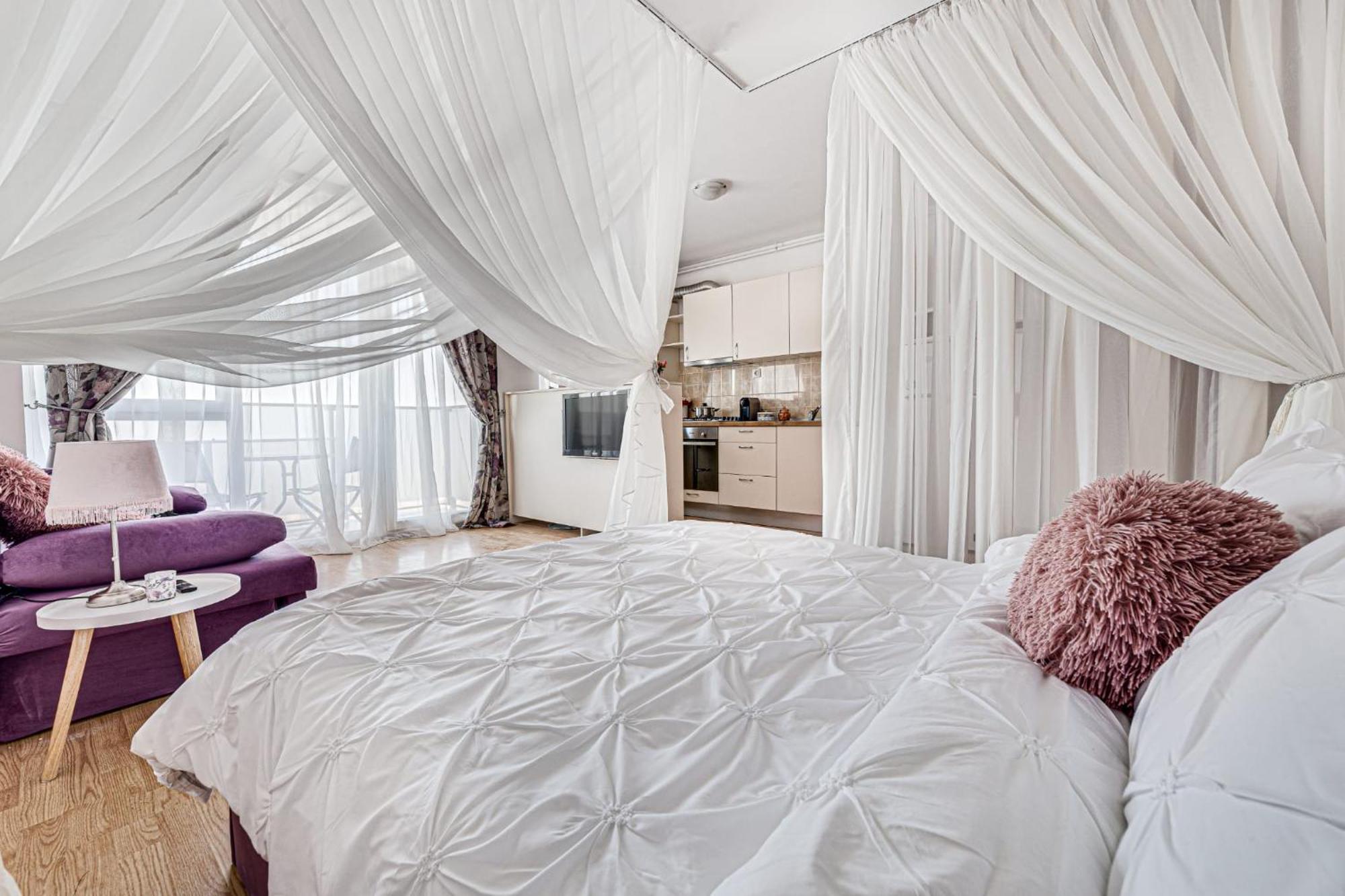 Ari - Ared Luxurious Apartments With Balcony & Free Parking Arad Dış mekan fotoğraf